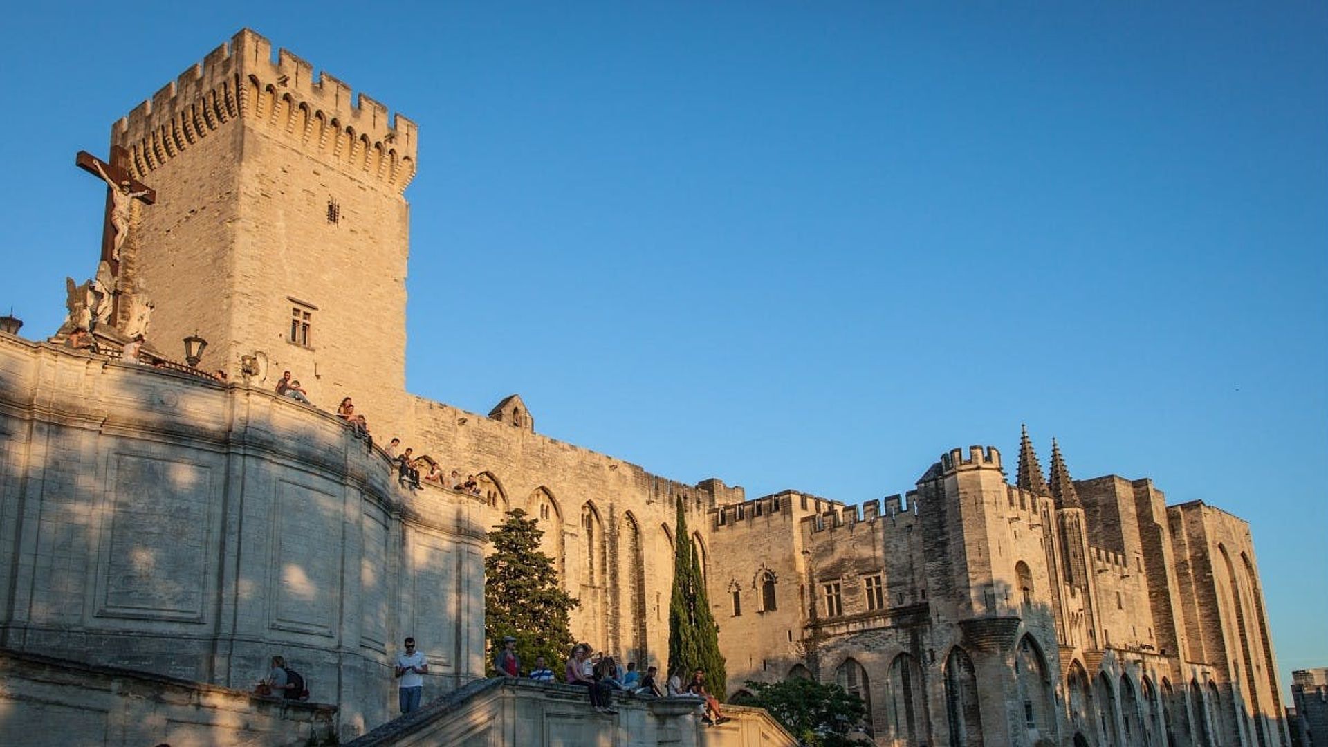 Entradas al Palais des Papes
