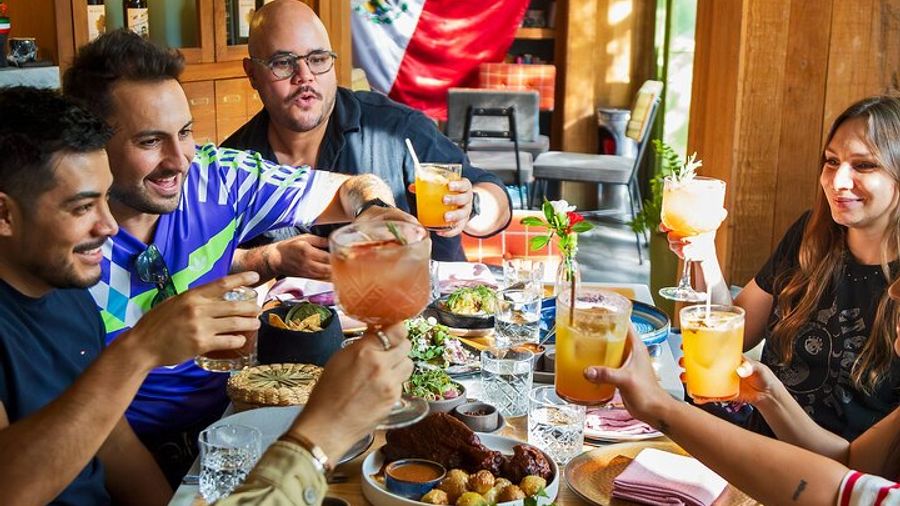 Mexico City: Street Food Small-Group Tour With 10+ Tastings