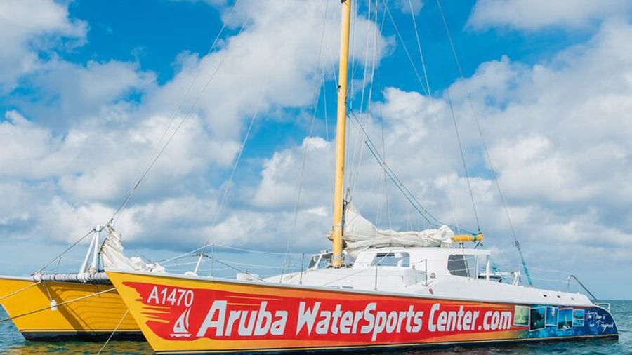 Aruba Catamaran Cruise, 2-Stop Snorkeling, Snacks, Open Bar