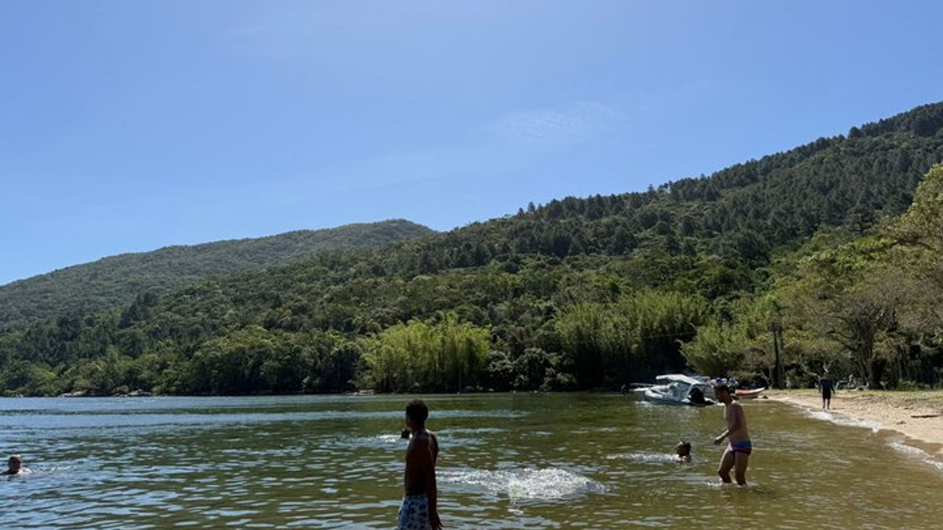 Bootsfahrt Florianópolis Costa da Lagoa und natürliche Pools