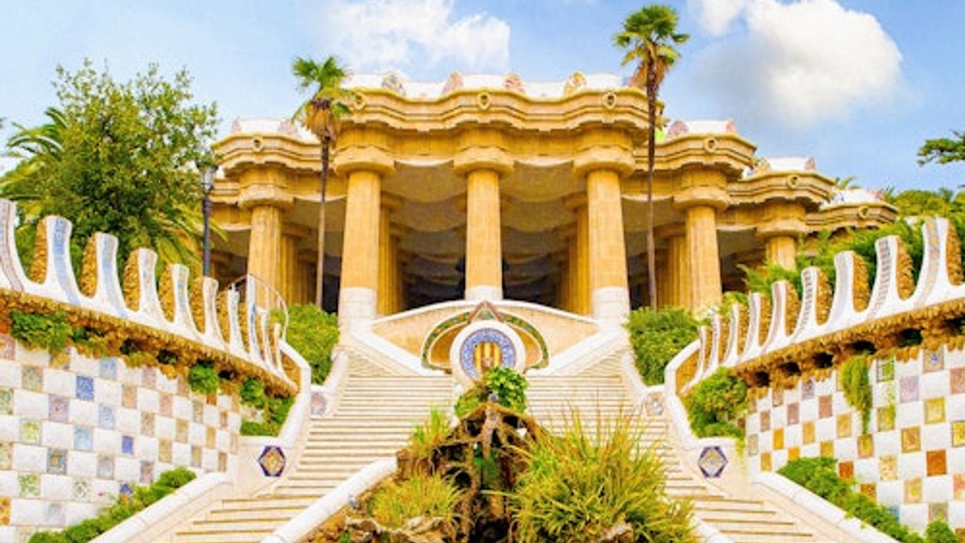 Park Güell: Fast Track Ticket + Guided Tour