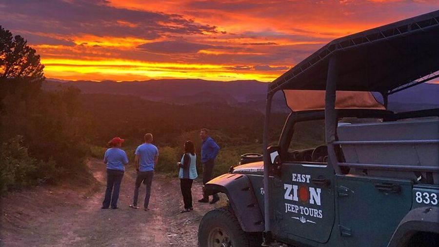 Sunset Jeep Tour in East Zion
