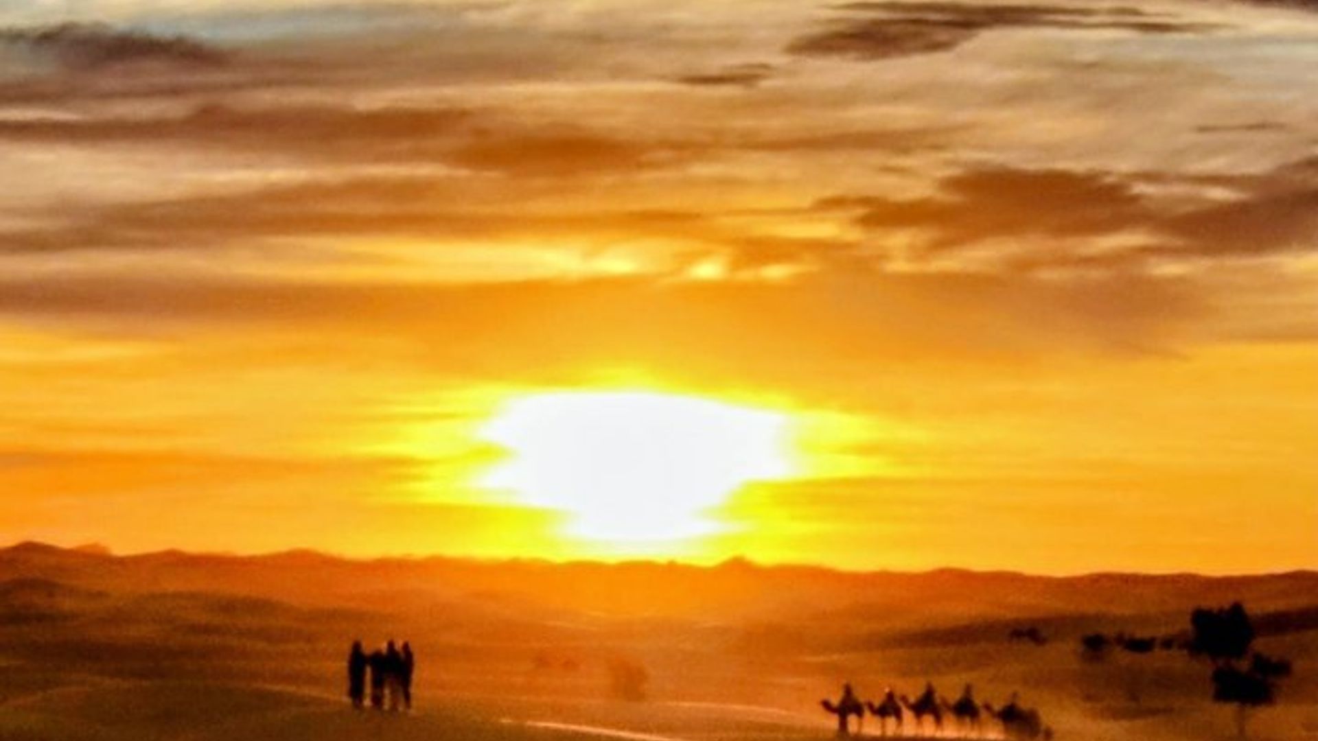 Tour De 3 Días Por El Desierto Desde Marrakech A Las Dunas De Merzouga Y Paseo En Camello