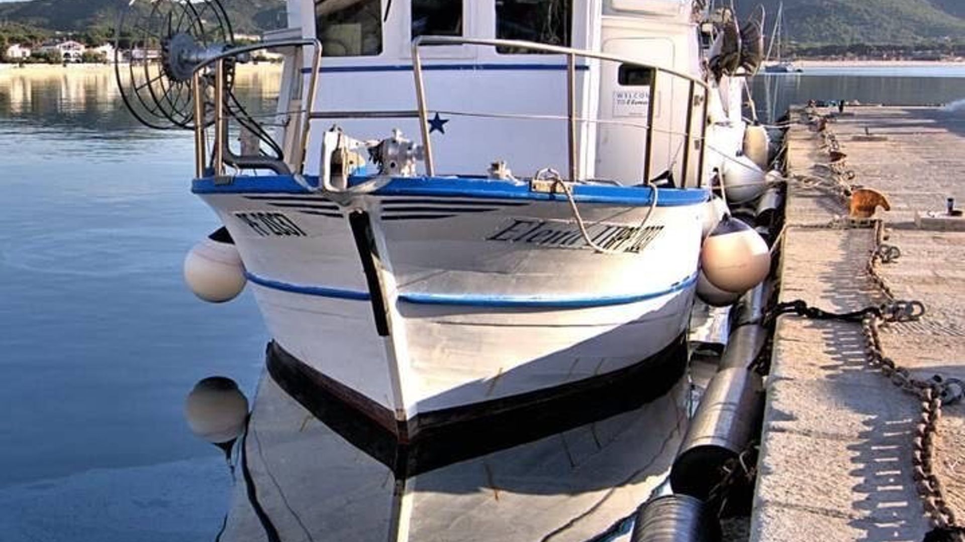 Tourisme de pêche sur l'île d'Elbe avec déjeuner à bord