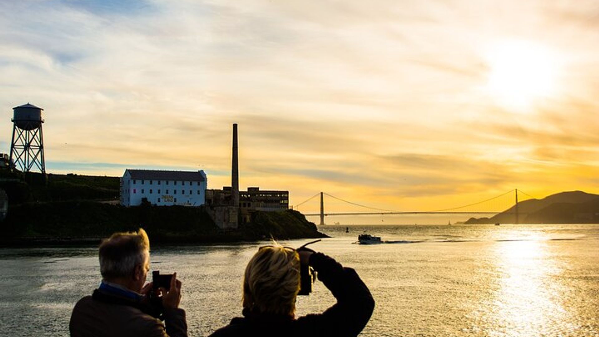 San Francisco Bay Twilight and Sunset Cruise image 2