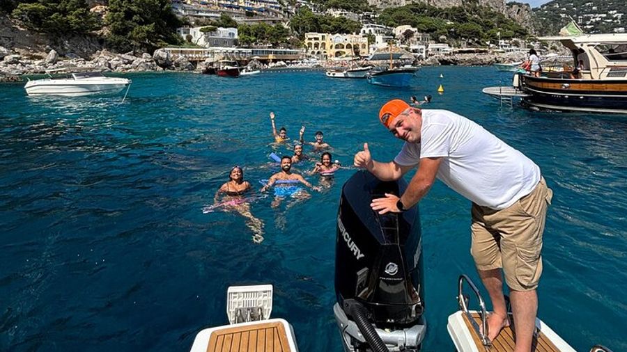 Capri : Private Boat Experience From Sorrento