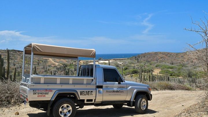 Off-Road Safari Jeep Tour in Aruba