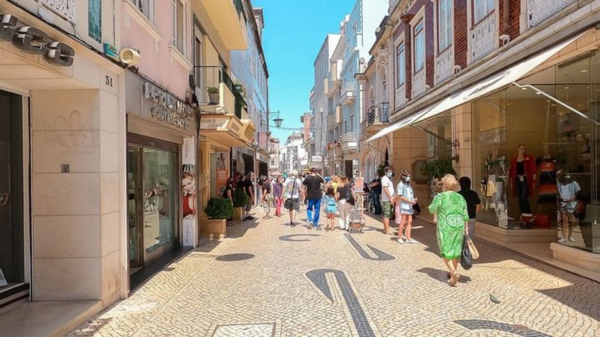 Lissabon : Privater Transfer nach Cal das da Rainha, Óbidos oder Fátima