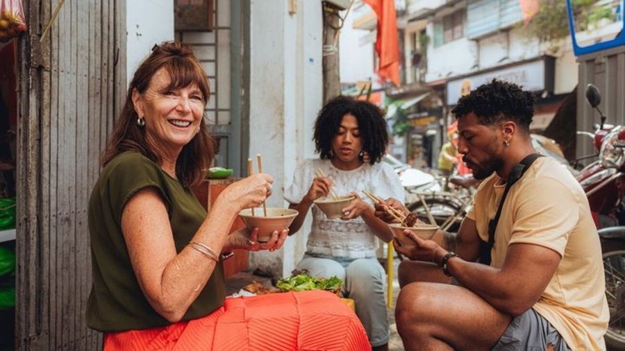 Hanoi Street Food Walking Tour With Small Group