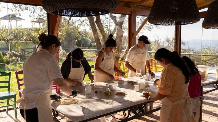 Pasta & Traditional Sorrento Cuisine with Pickup - 100% Hands On