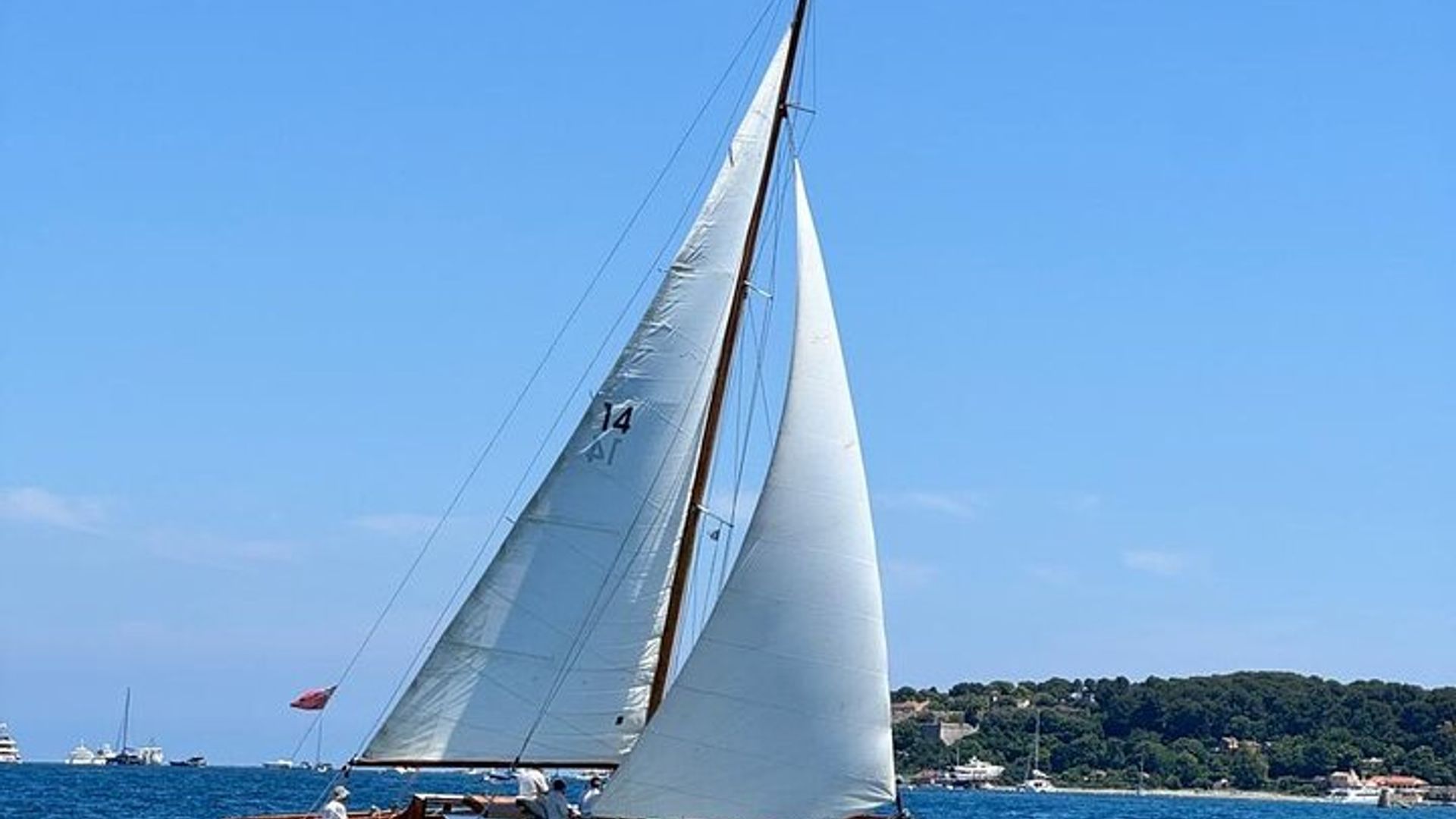 Classic Sailboat Cruise in the Bay of Cannes