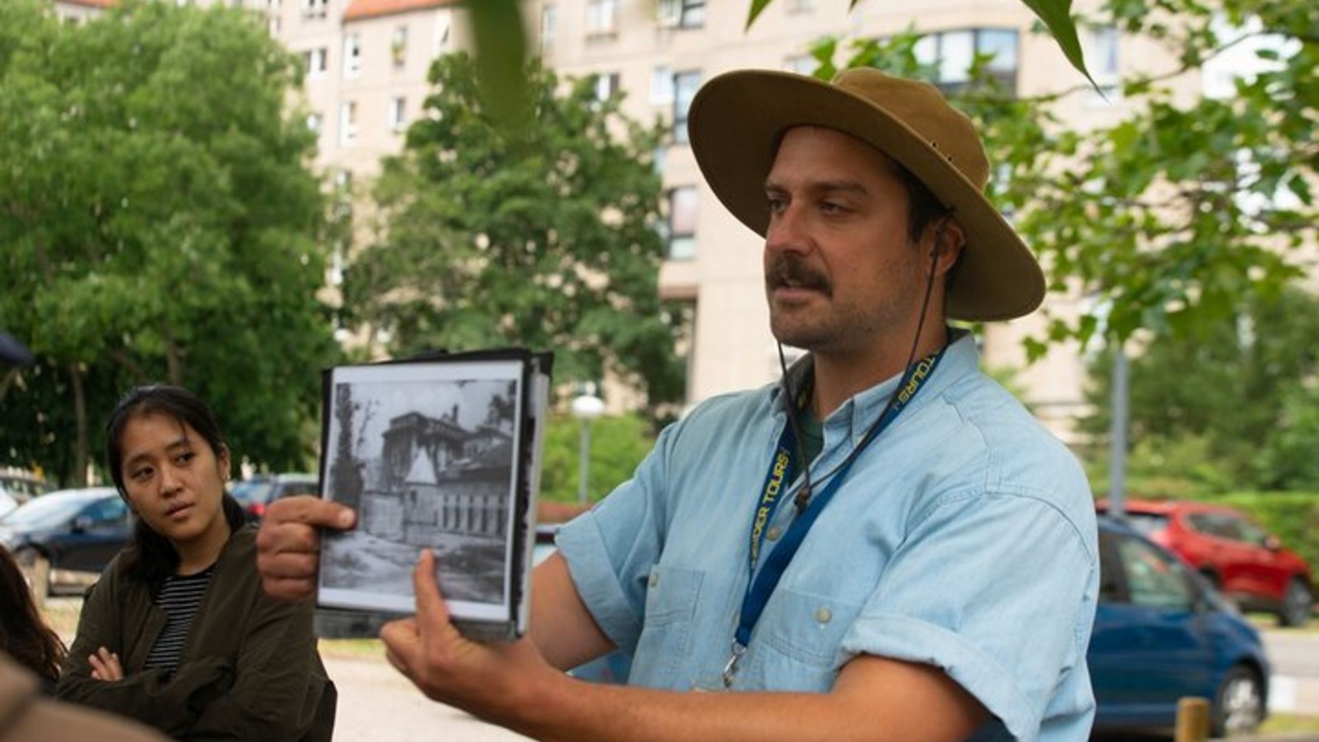 Berlin Historical Walking Tour: Highlights and Hidden Sites