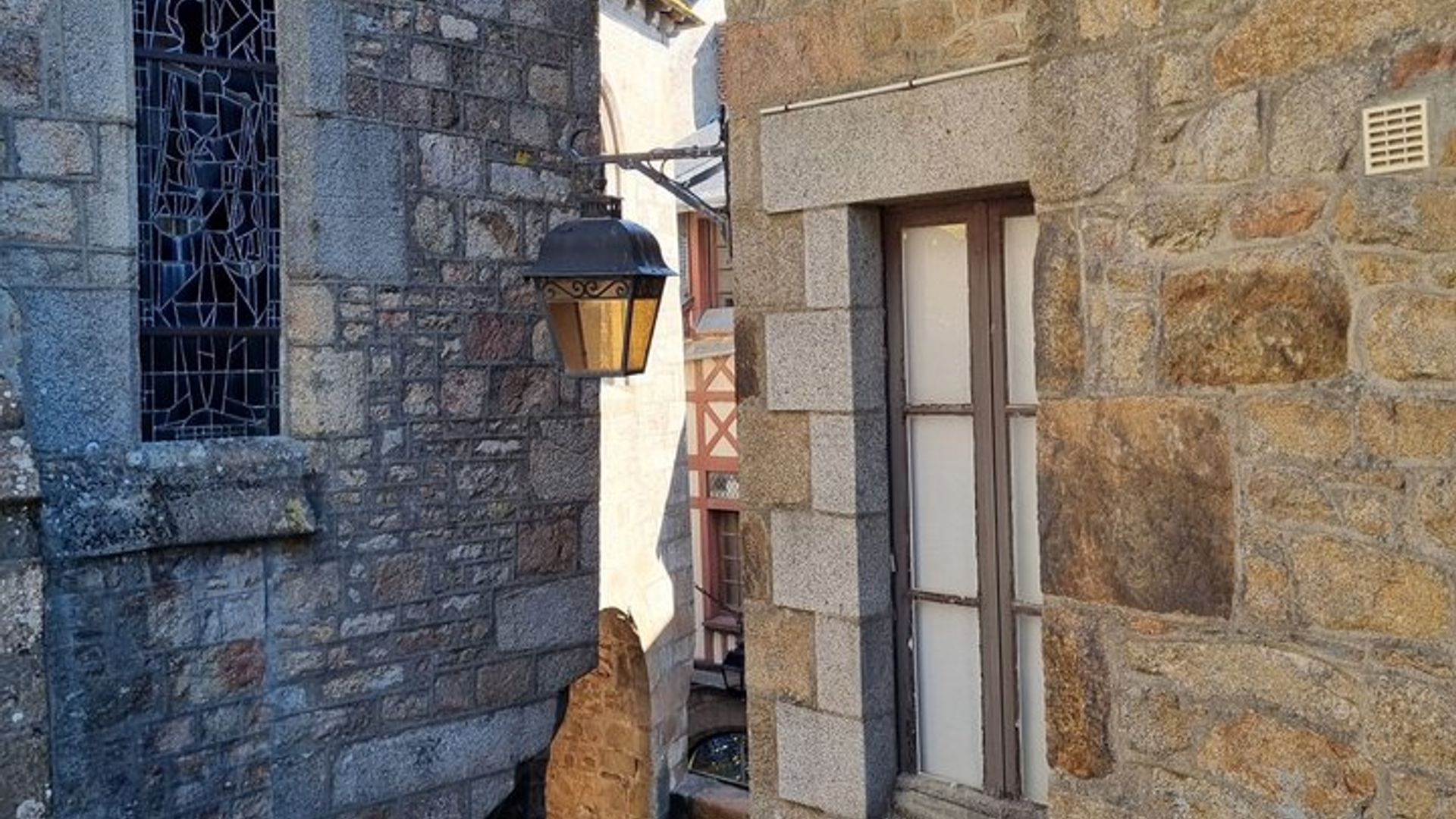 Visita guiada a pie por Mont-St-Michel con entrada a la Abadía