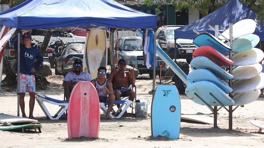 Private Surf Lesson with Local Professionals in Tamarindo Beach