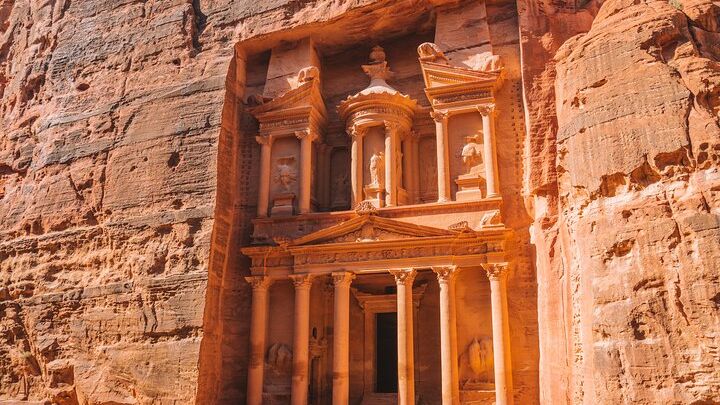 Petra and Jordan All-Inclusive 2-Day Tour from Jerusalem