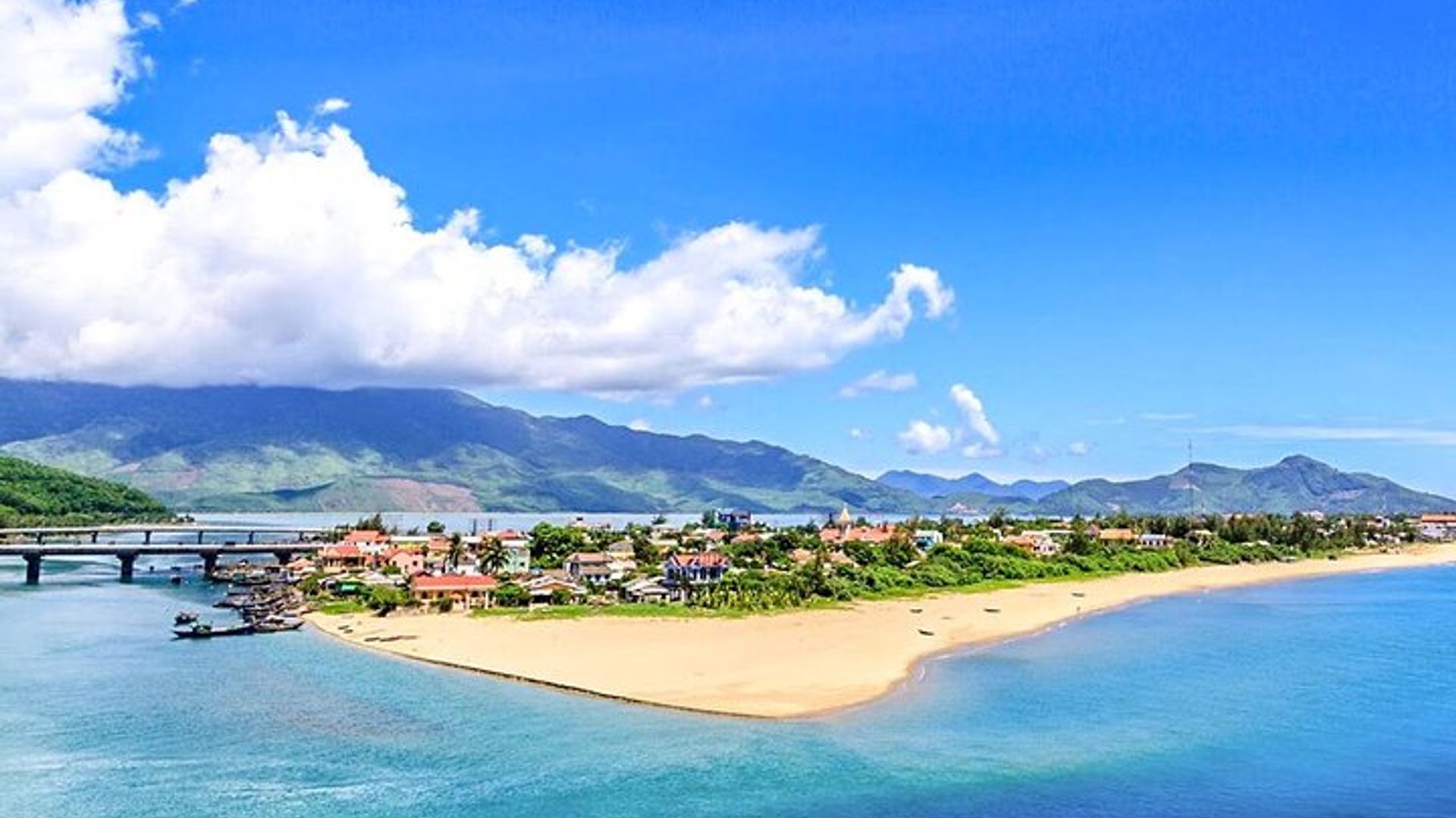 Da Nang Landausflüge vom Hafen Chan May