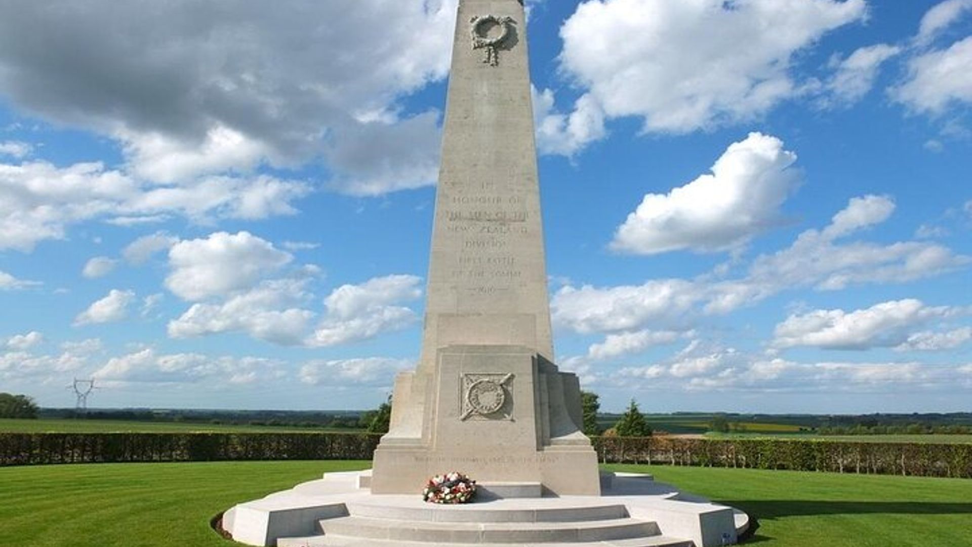 Full Day Private New Zealander Battlefields Tour from Arras