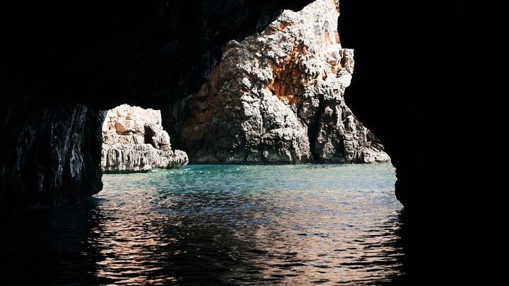Blue cave, Mamula island, Submarine tunnels and Our lady of the Rocks (3h)