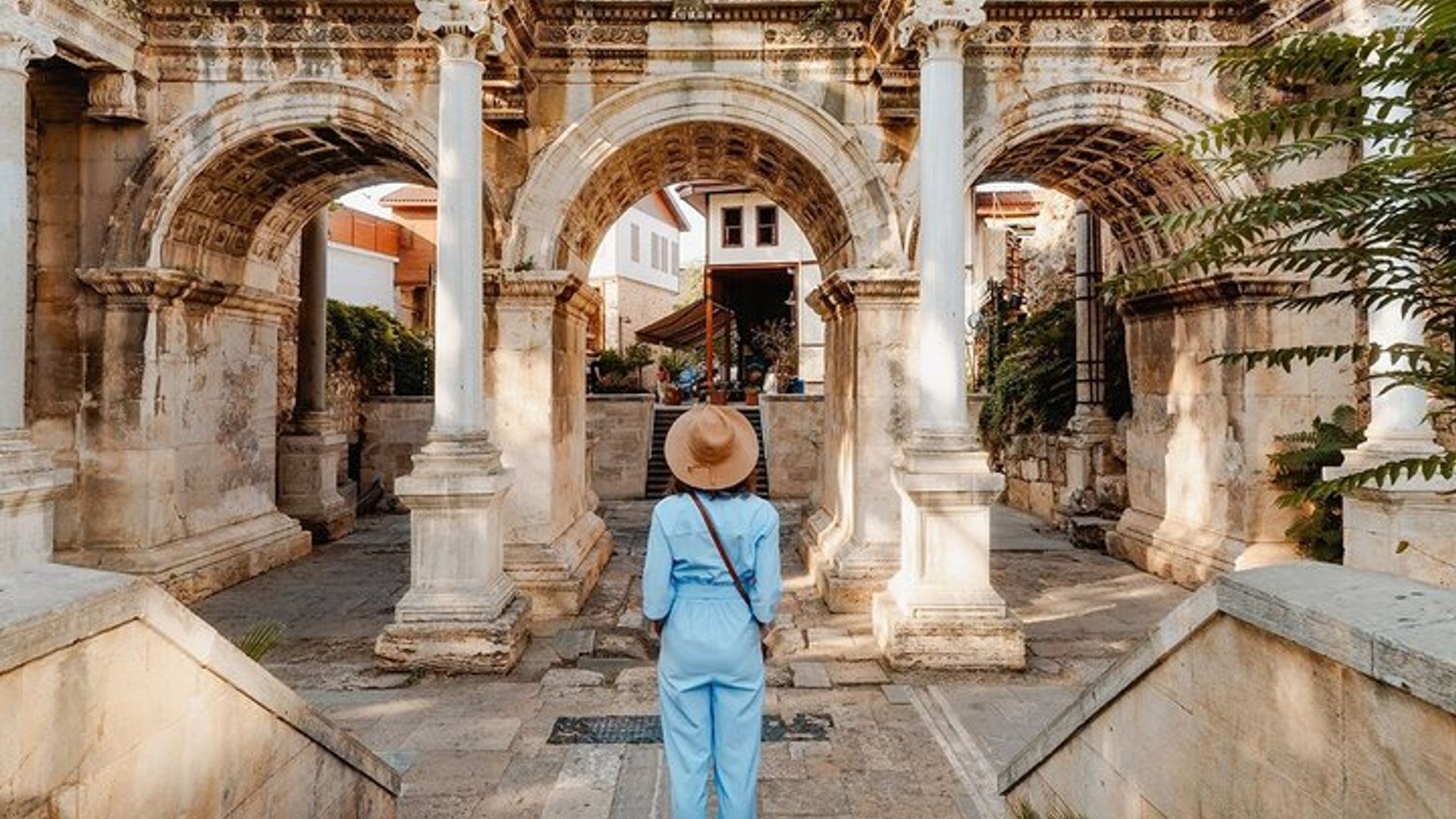 Antalya City Tour: Old Town, Waterfalls, Boat & Cable Car