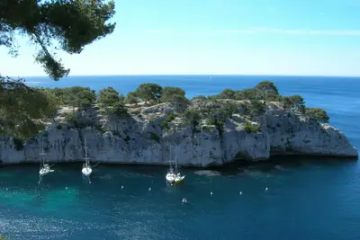 Cassis and Luberon Tour from Aix-en-Provence | City Tours in Aix-en ...