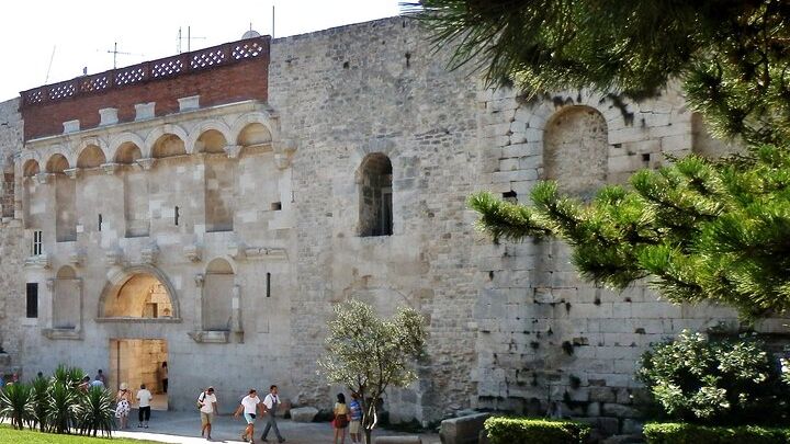 Split: Private Sightseeing Tour with Diocletian's Palace
