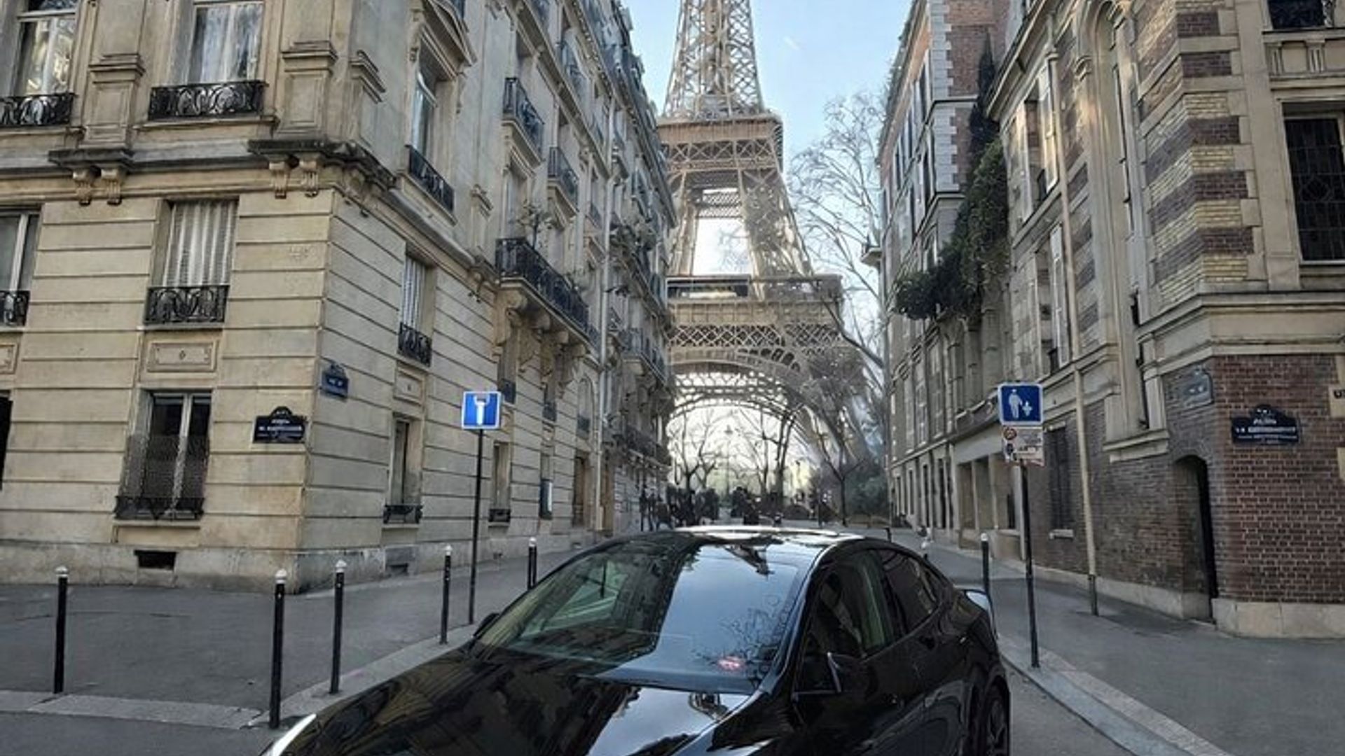Traslado privado de París a CDG u Orly con mejora de lujo