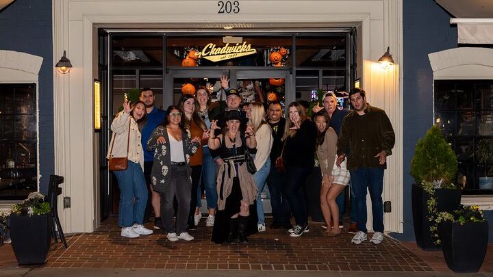 Alexandria Small-Group Ghost Stories and Bar Crawl Tour