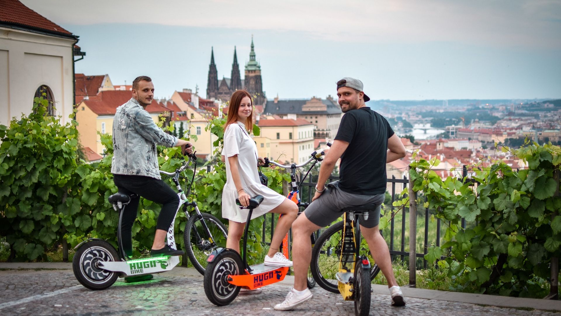 E-Scooter Grand City Tour - Private Tour