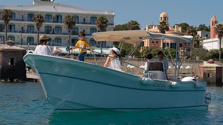 3-hour Boat Tour in Santa Maria di Leuca