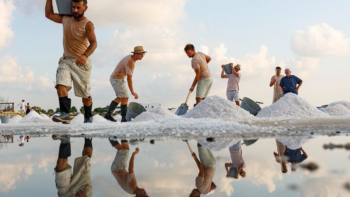 Sicily: Culcasi Salt Pans Private Tour