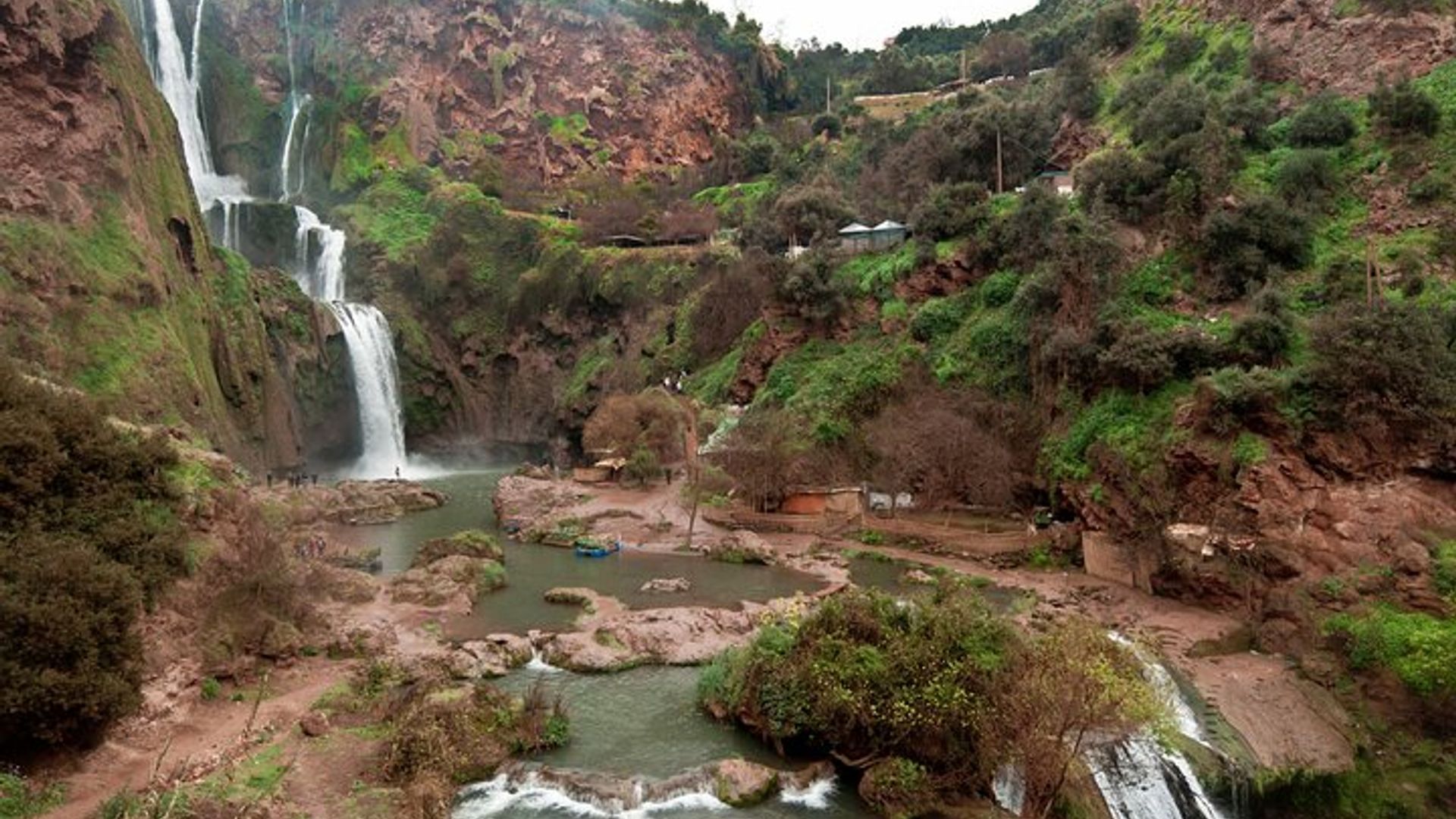 Excursion Journée Aux Cascades d'Ouzoud et Guide et Sortie Bateau