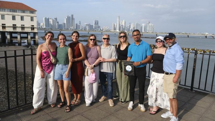 Casco Viejo Walking Tour: History, Culture & Local Tasting
