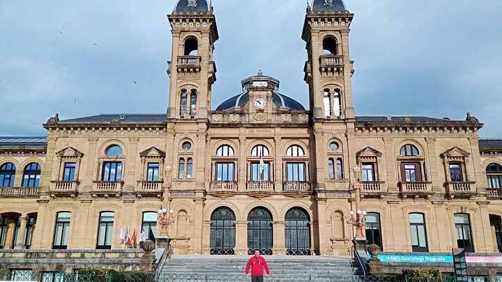 San Sebastian History & Highlights Walking Tour | Small Group