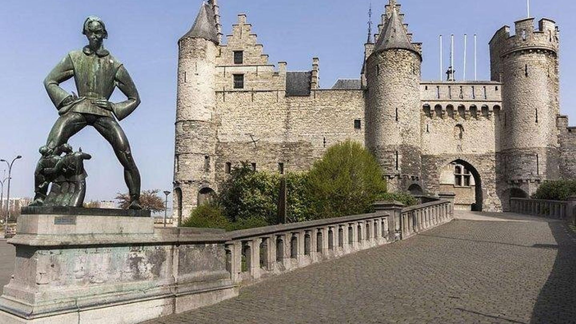 Excursion to Antwerp and Ghent by bus from Brussels with stop at the Atomium