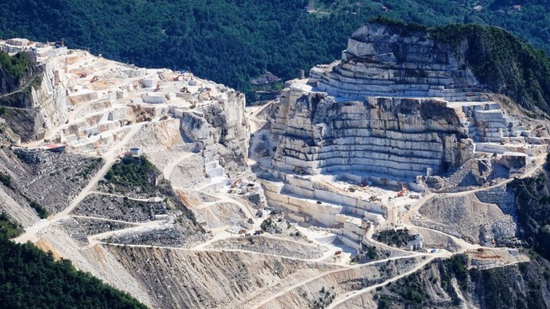 Florence: Carrara Marble and “David” Private Tour With Lunch