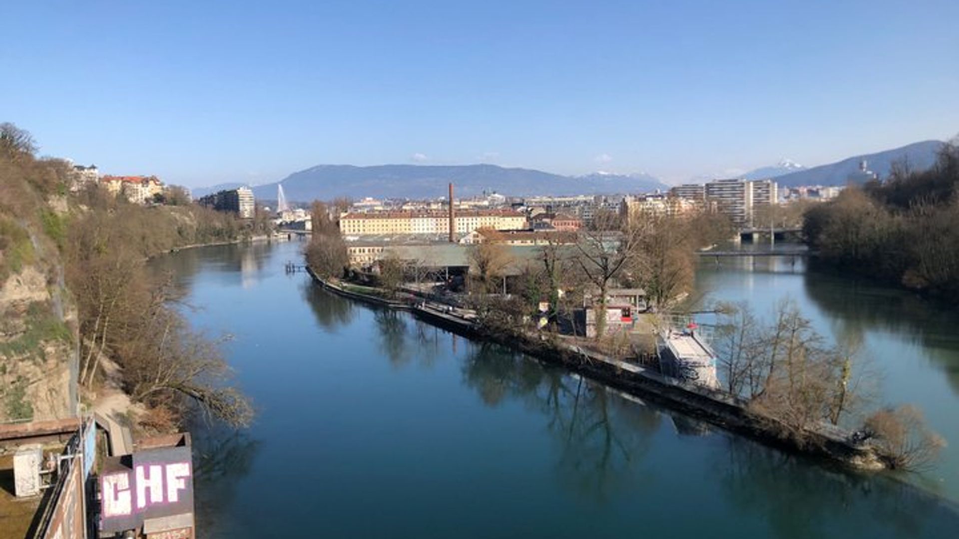 Geneva By E Bike United Nations Old Town Lake Fountain