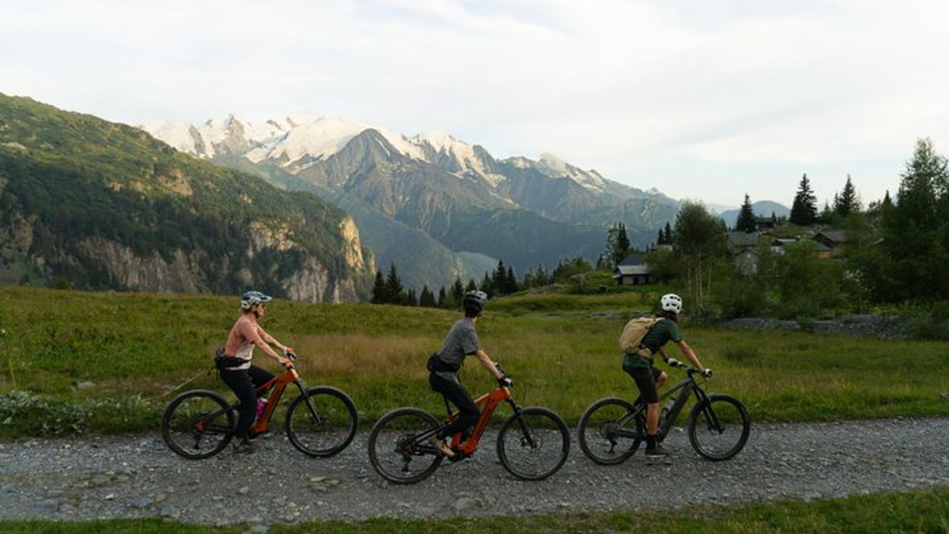 Chamonix : Tour privado en eBike con vistas al glaciar