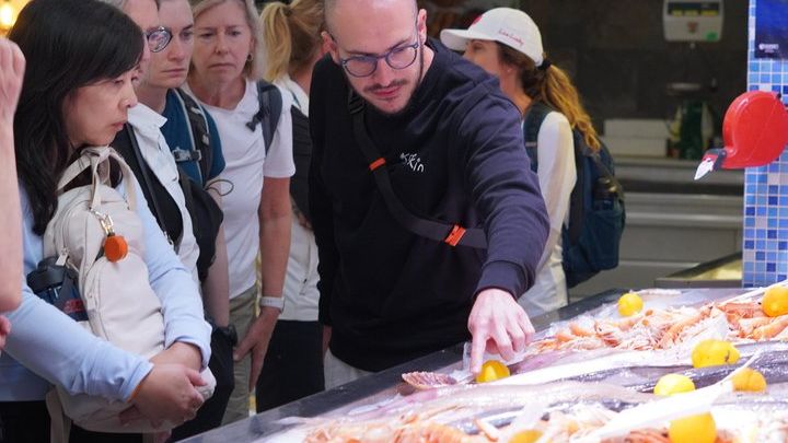 San Sebastian: Basque Cookery Class and Market Tour