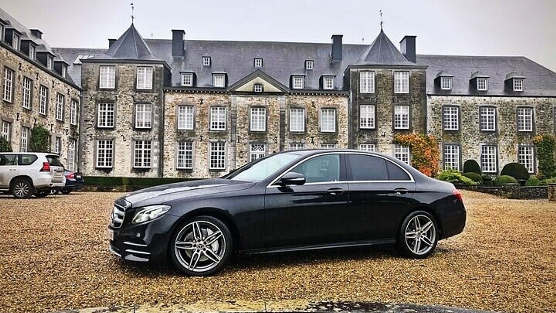 Transfer from CRL Airport -> Brussels MB S-CLASS 3 PAX
