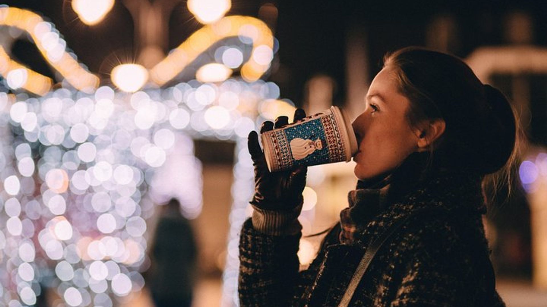 Get in the holiday spirit with a scavenger hunt by Holly Jolly Hunt in Boston image 1
