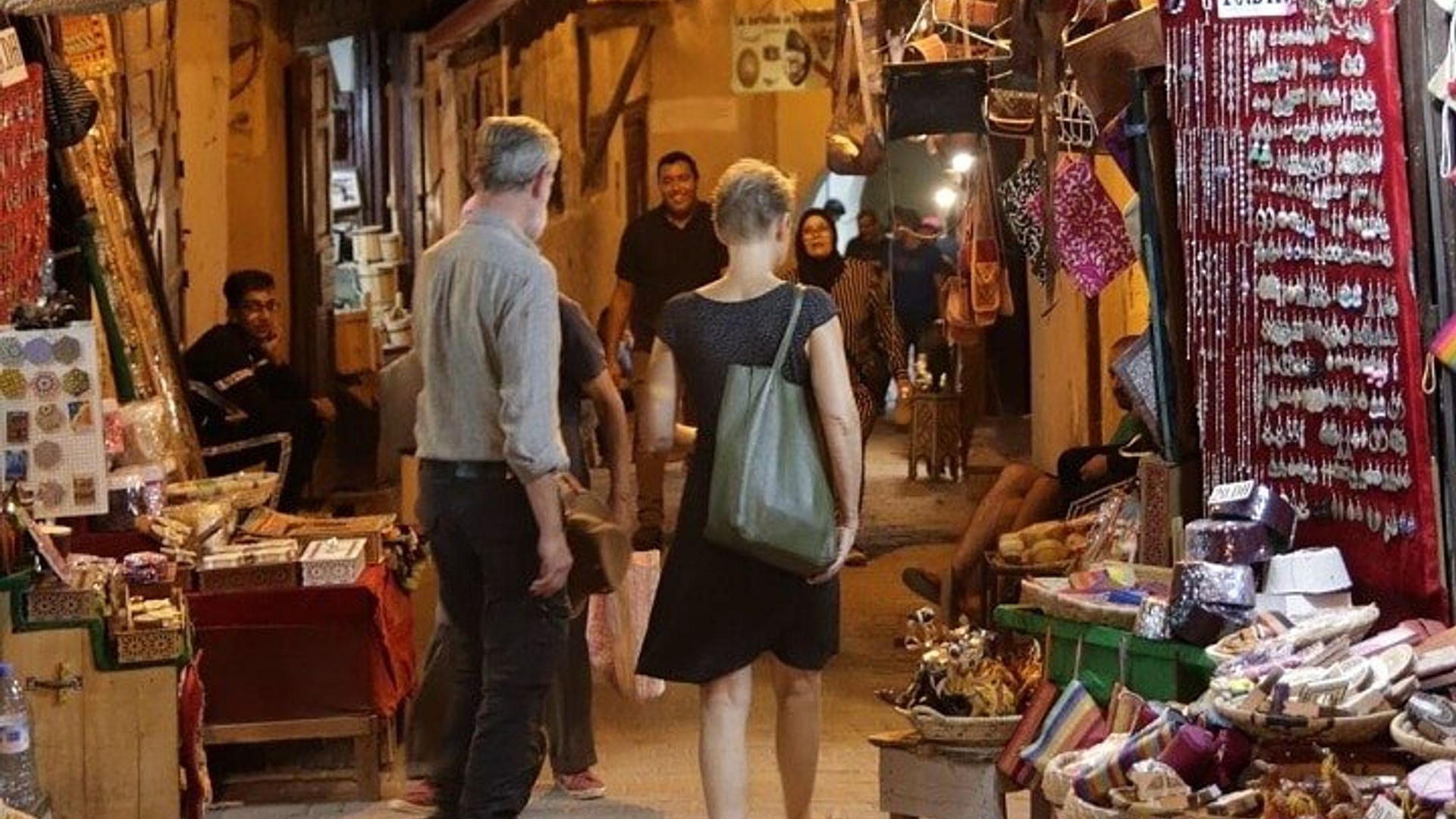 Visite privée à pied de la médina de Fès avec guide local