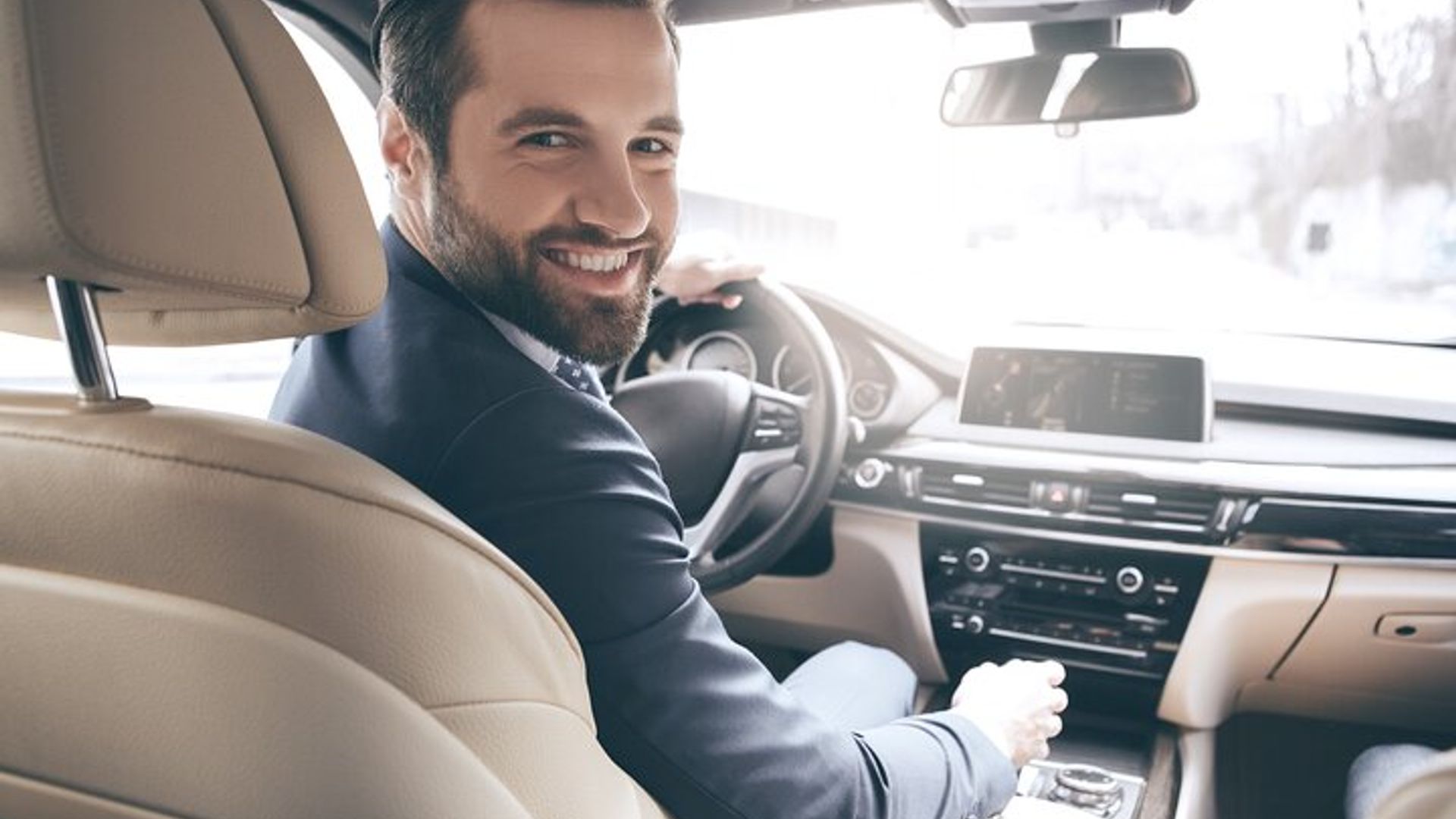 Private transfer: Brussels to Strasbourg with 2h Sightseeing stop