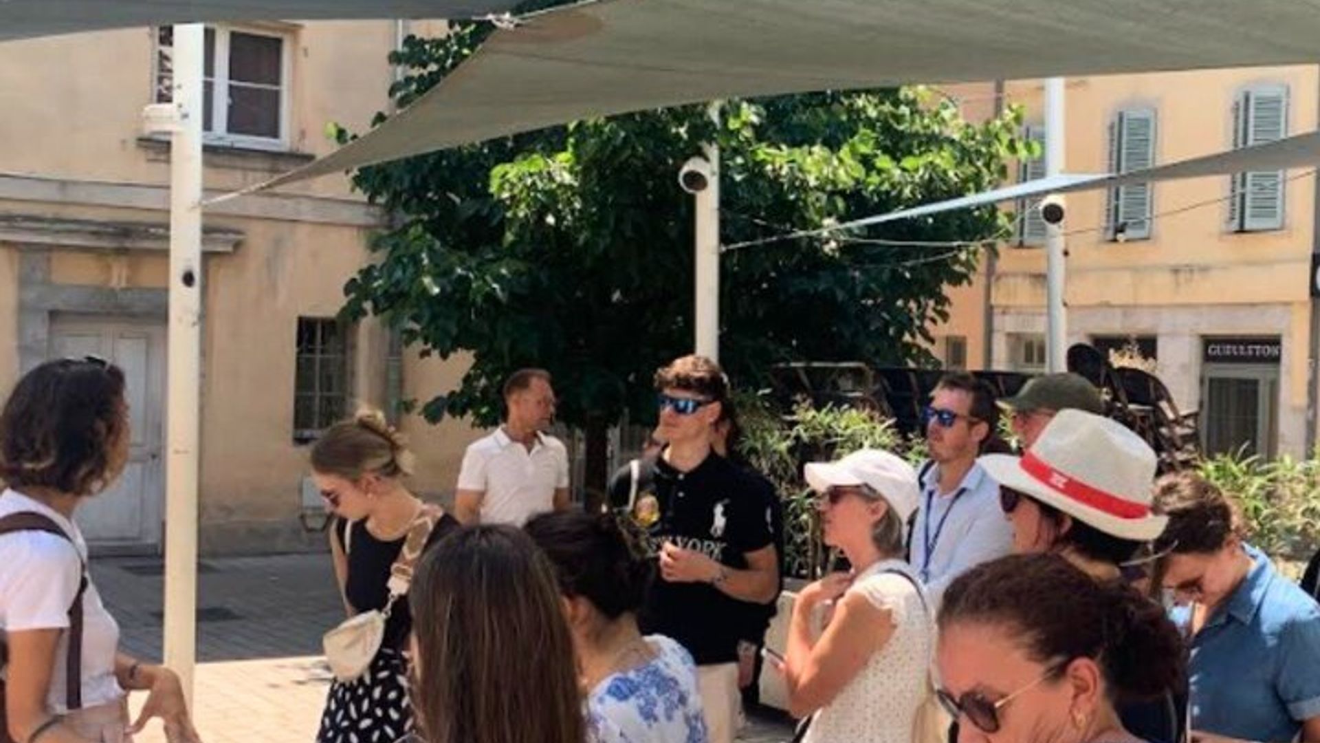 Unusual Tour of Old Toulon: Secrets and Anecdotes
