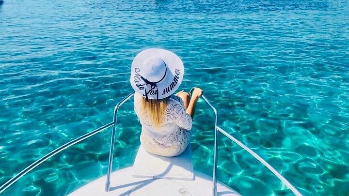 Private Tour to the Blue Lagoon and Three Islands