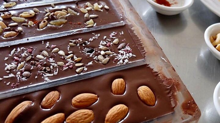 San Jose Chocolate-Making and Tasting at a Local Factory