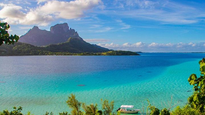 Bora Bora: Lagoon Cruise & 4WD Tour With Snorkeling