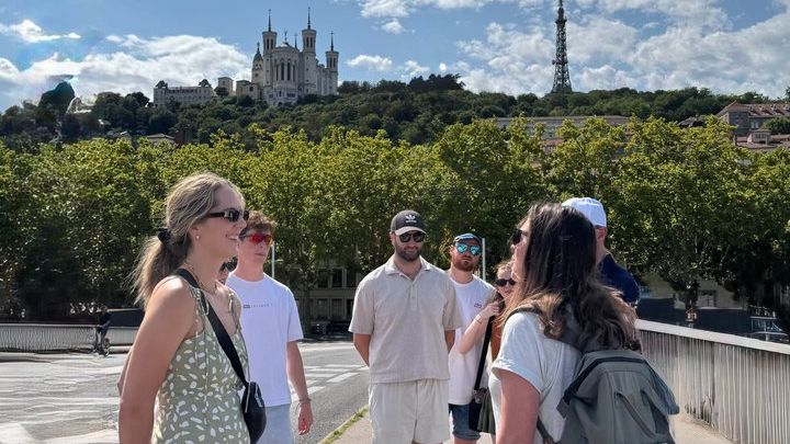 Lyon: Old Town and Peninsula Food Tasting Small-Group Tour