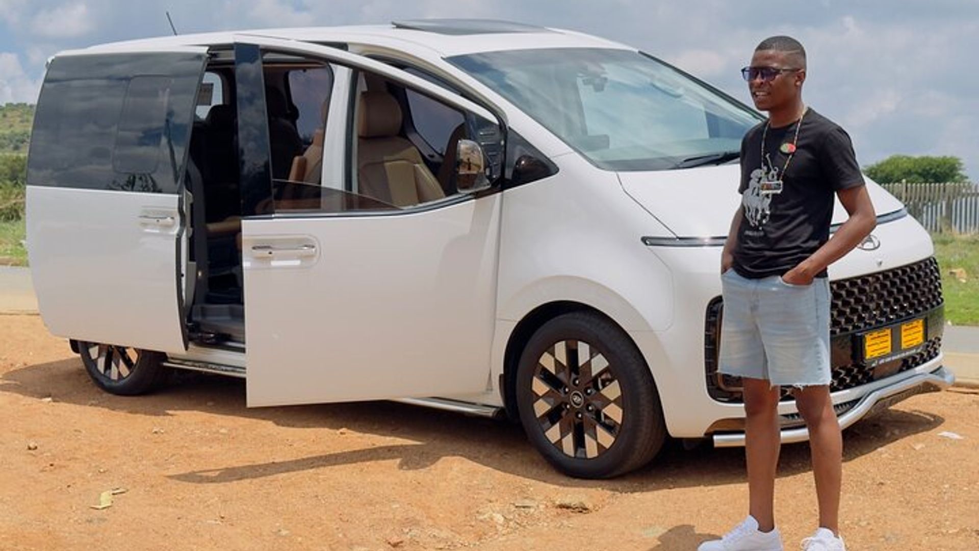 Full Day Johannesburg Tour to Apartheid Museum and Soweto