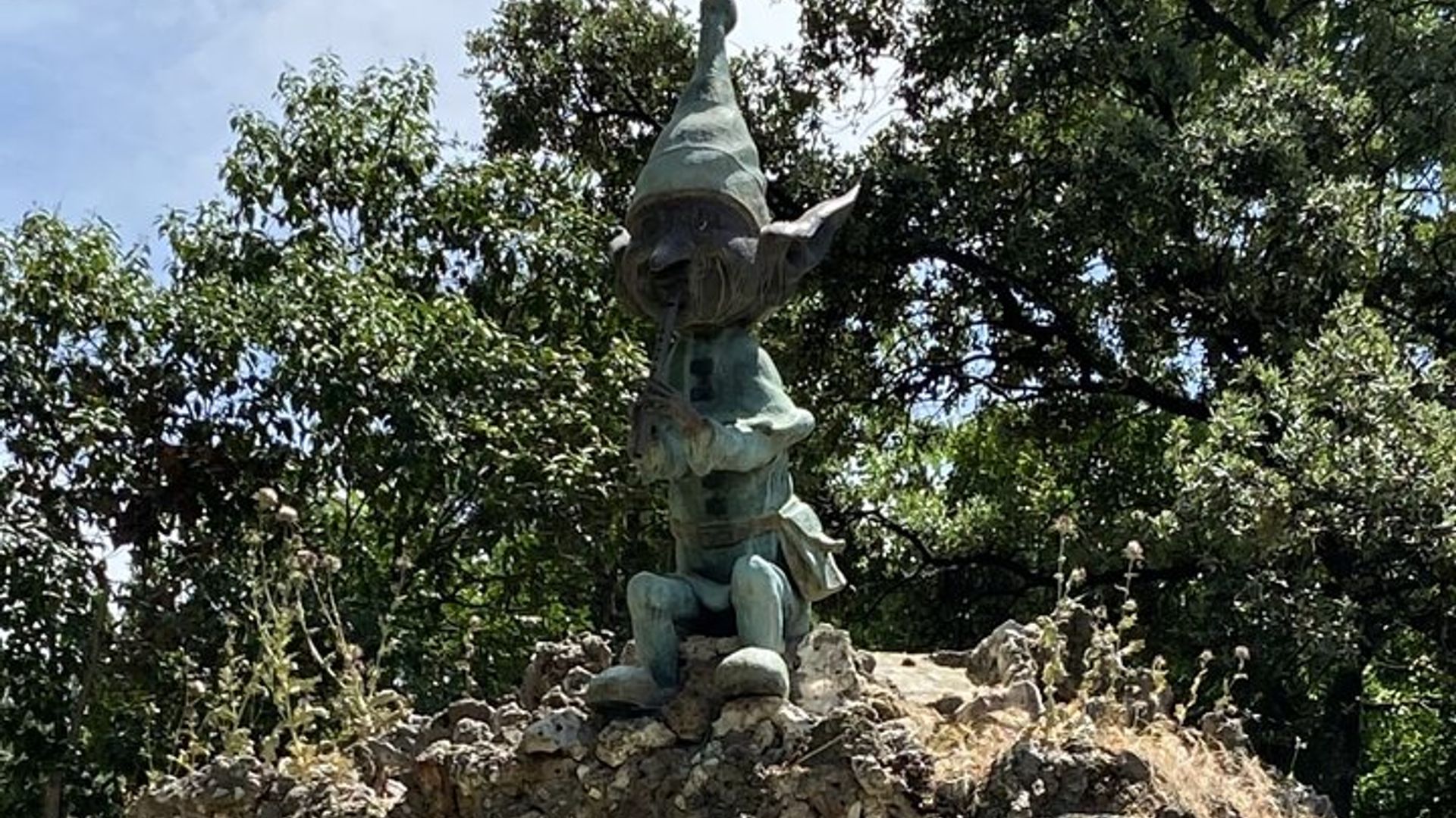 Magnificent Madrid Self-guided Tour for Kids &Families in English