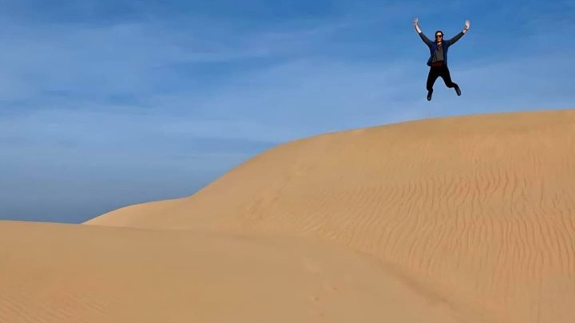 Randonnée Secrète au Cap Sim: vue panoramique entre Mer et Désert